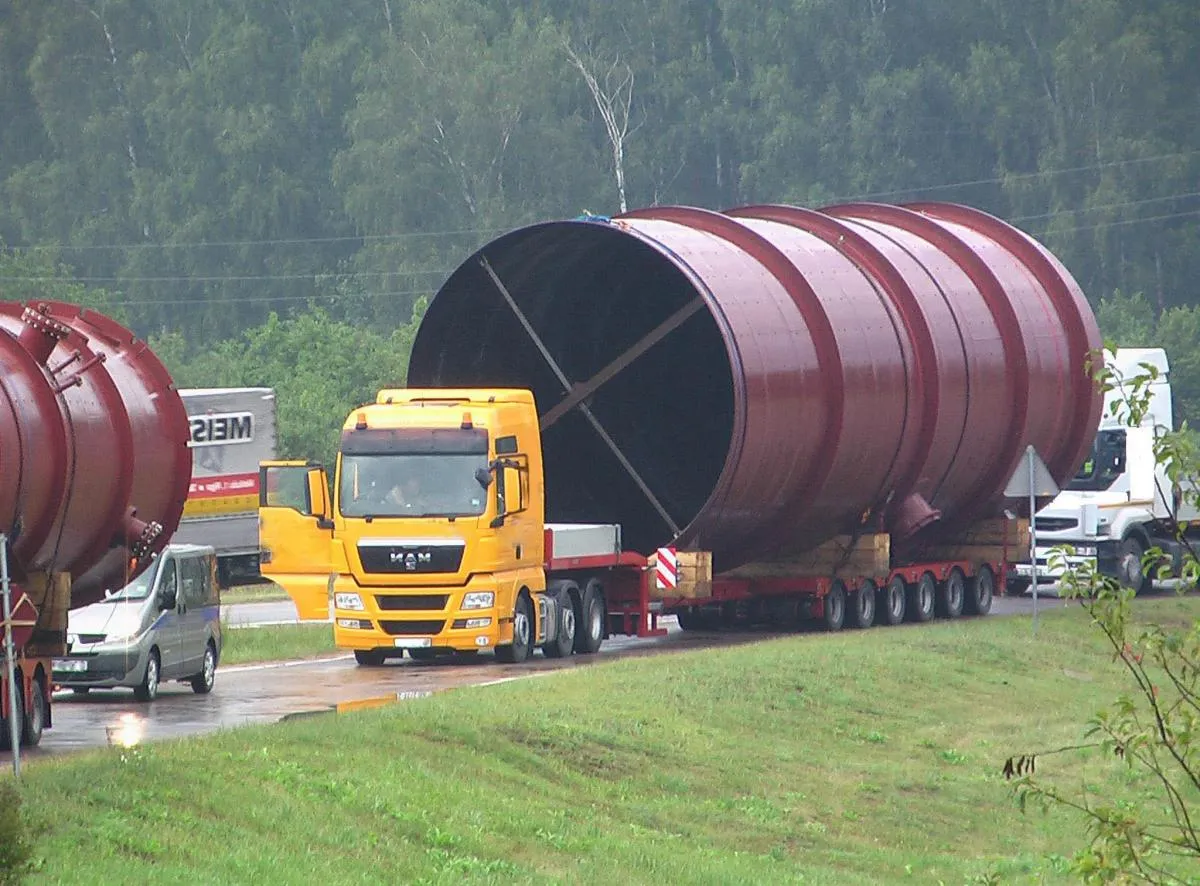 Как перевозить негабаритные грузы по РФ